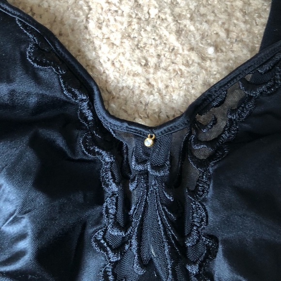 bra by Lilyette - Picture 4 of 4